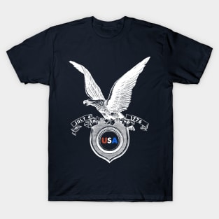 Flying Patriotic Comfort Eagle July 4th T-Shirt